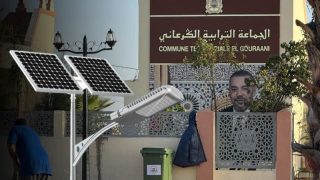 الأول من نوعه بآسفي.. جماعة الكرعاني تطلق مشروع تعميم الإنارة العمومية بالطاقة الشمسية بغلاف مالي يناهز 930 ألف درهم